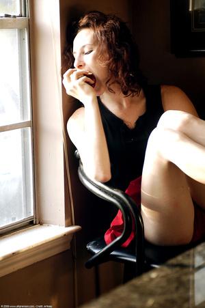 Original 1021 px/ 1536 px