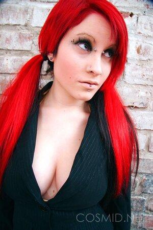 Original 1067 px/ 1600 px