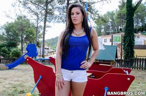 Original 2000 px/ 1325 px