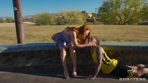 #Brazzers - Sinatra Monroe - Cummy Feet & Pussy Sweet