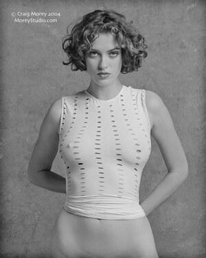 Original 691 px/ 864 px