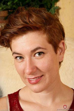 Original 854 px/ 1280 px