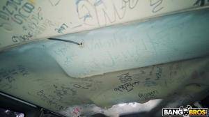 Original 1278 px/ 719 px