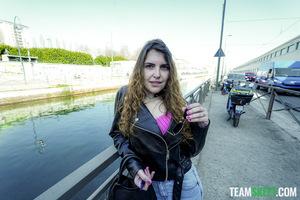 Original 1620 px/ 1082 px