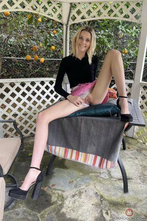 Original 2000 px/ 3000 px