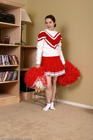 Original 682 px/ 1024 px