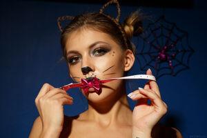 Original 4500 px/ 3000 px