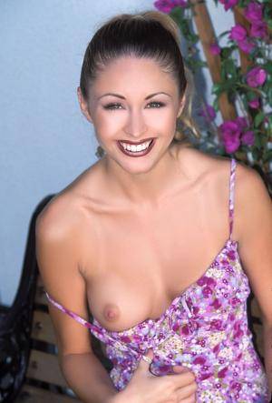 Original 692 px/ 1024 px