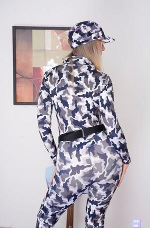 Original 1930 px/ 2930 px