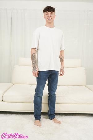 Original 2000 px/ 3000 px