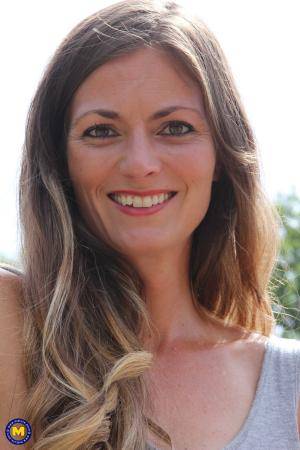 Original 1706 px/ 2560 px