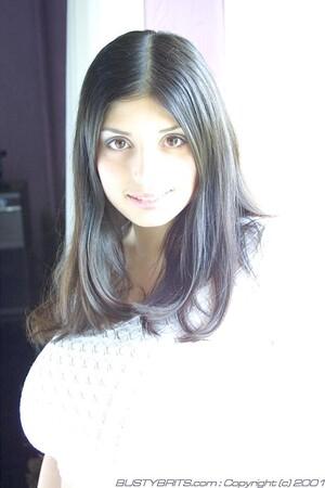 #BustyBritts Kerry Marie