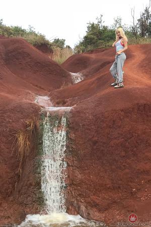 Original 2000 px/ 3000 px