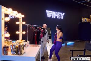 Original 2999 px/ 2000 px