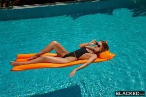 Original 3000 px/ 2000 px