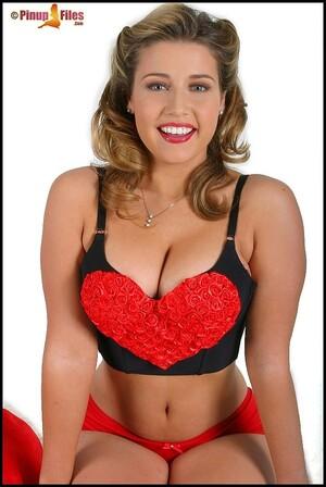 Original 721 px/ 1076 px