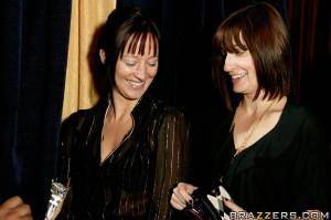 Original 900 px/ 599 px