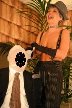 Original 666 px/ 1000 px