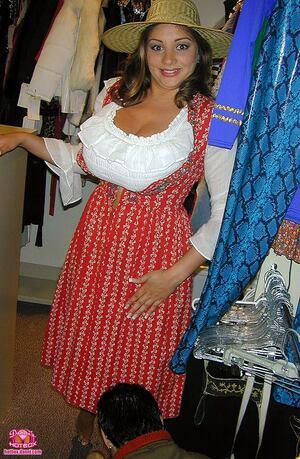 Original 670 px/ 1024 px