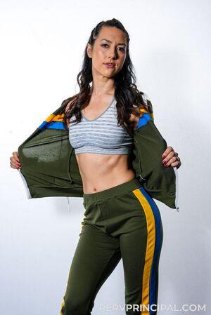 Original 721 px/ 1080 px