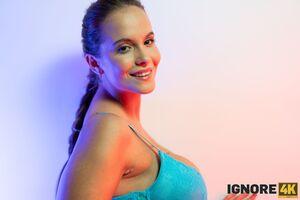 Original 2045 px/ 1364 px