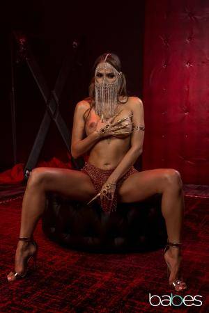 Original 2000 px/ 3000 px