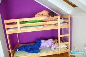 Original 2464 px/ 1643 px