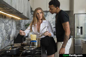 Original 2500 px/ 1667 px