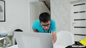 Original 1920 px/ 1080 px