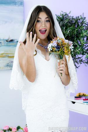 #DaughterSwap - Juniper Ren, Madalina Moon - Runaway Grooms! Deflowering Our Girls Before Their Husbands