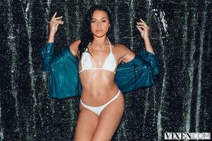 Original 3000 px/ 2000 px