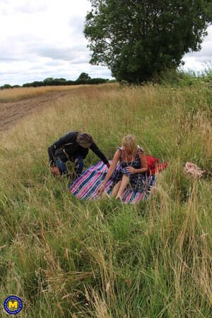 Original 1706 px/ 2560 px