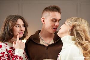 Original 5000 px/ 3333 px