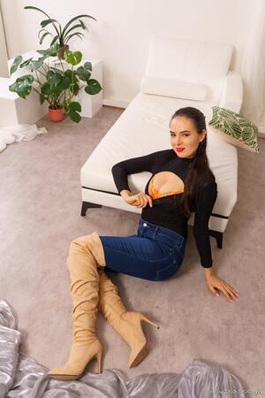 Original 4480 px/ 6720 px