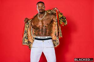 Original 2999 px/ 2000 px