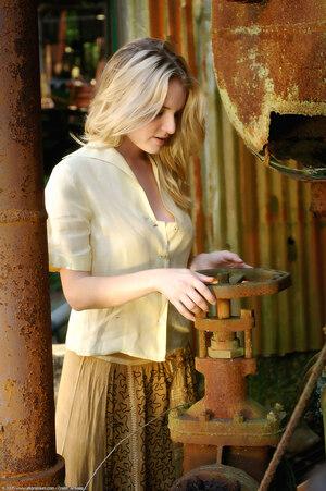 Original 1021 px/ 1536 px