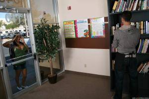 Original 2500 px/ 1669 px