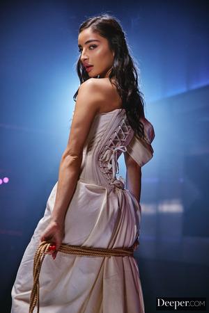 Original 2000 px/ 2999 px