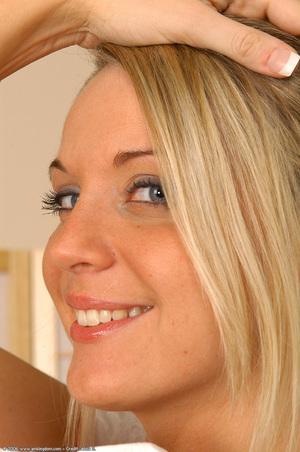 Original 680 px/ 1024 px