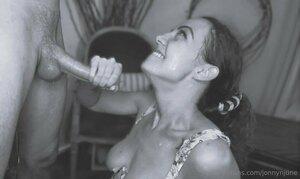 Original 1559 px/ 928 px