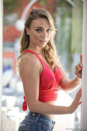 Original 1280 px/ 1920 px