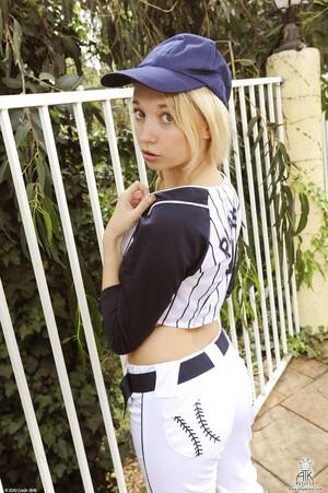 Original 1064 px/ 1600 px