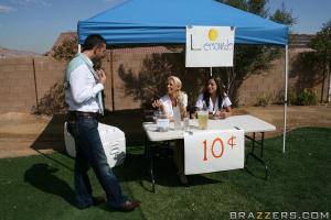 Original 900 px/ 600 px