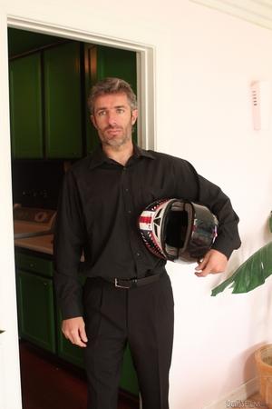 Original 1280 px/ 1920 px