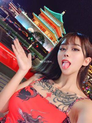 Original 1080 px/ 1440 px