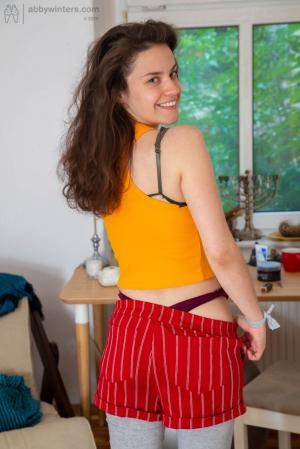 Original 854 px/ 1280 px