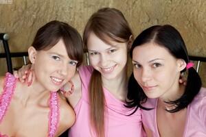 Original 2048 px/ 1365 px