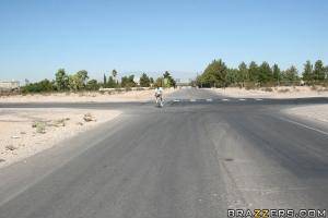 Original 900 px/ 600 px