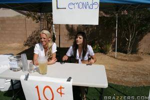 Original 900 px/ 600 px