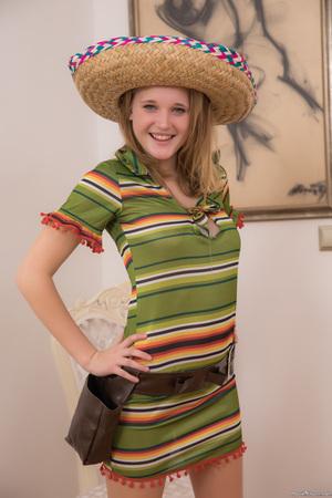 Original 4480 px/ 6720 px